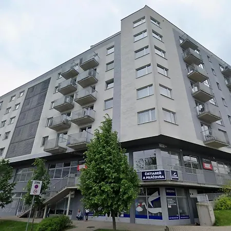 Cassovar, Private Garage With Free Parking *